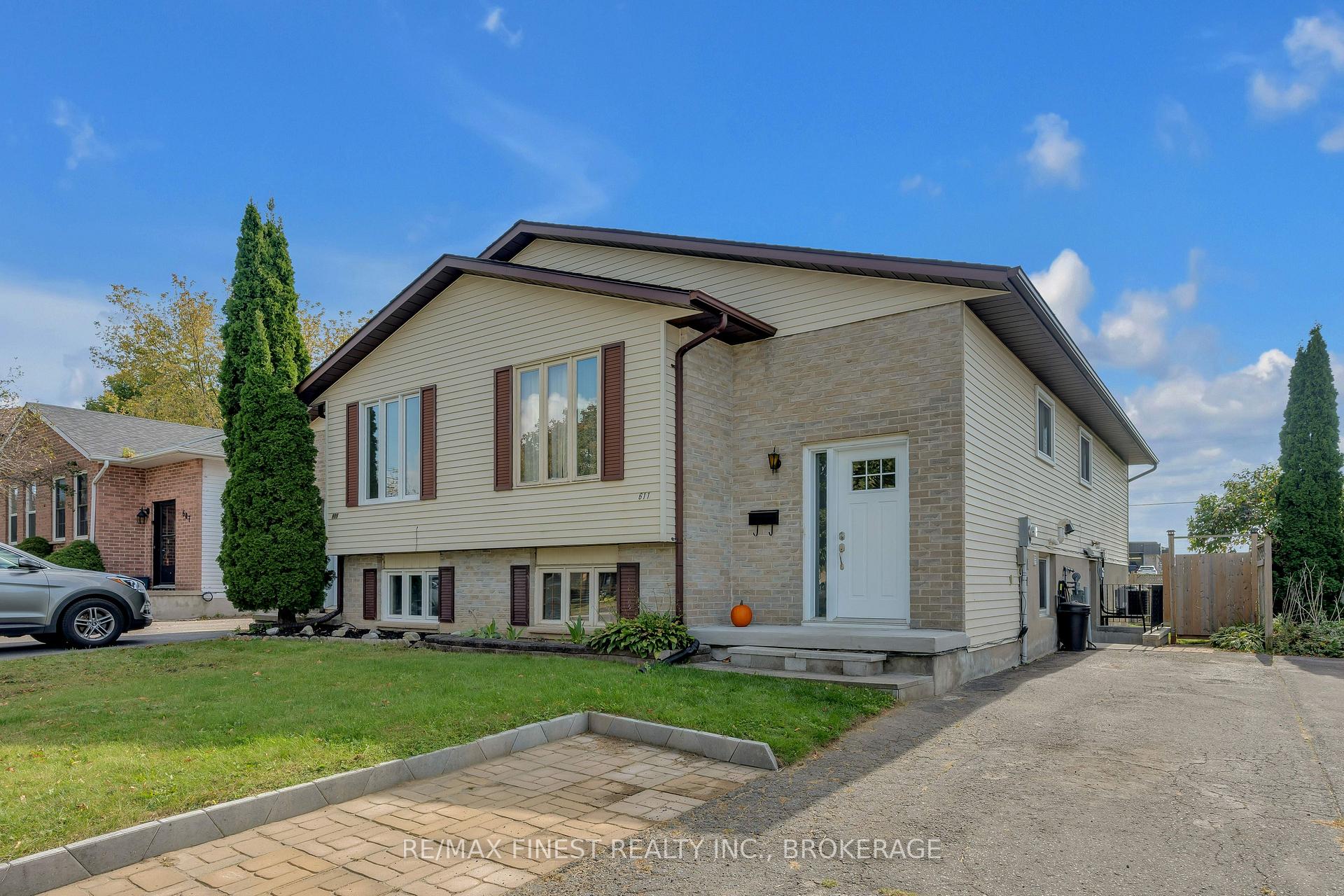 Photo 2 of 611 Davis Drive, Kingston, East Gardiners Rd — HOMEH