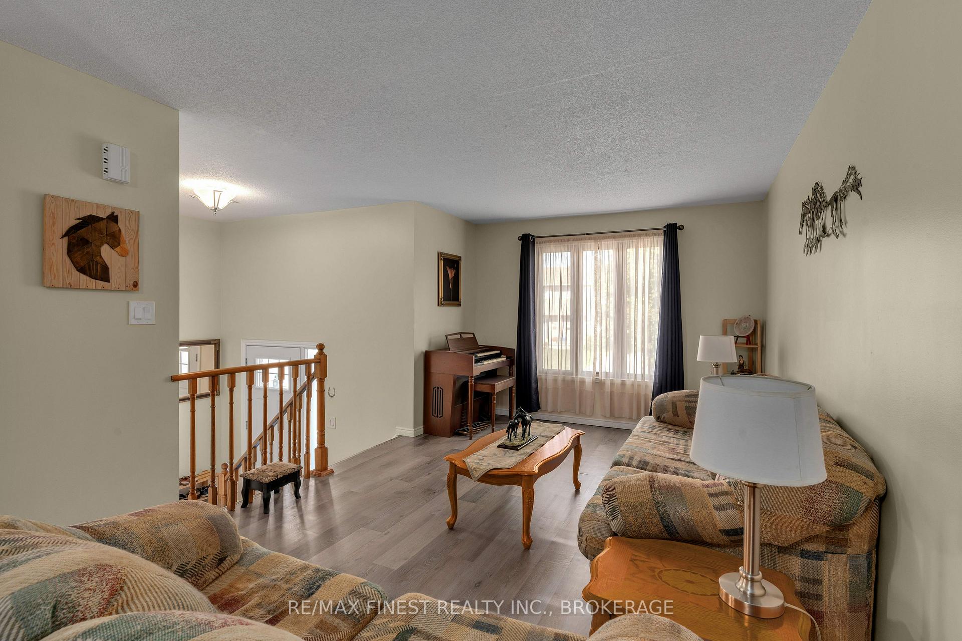 Photo 5 of 611 Davis Drive, Kingston, East Gardiners Rd — HOMEH