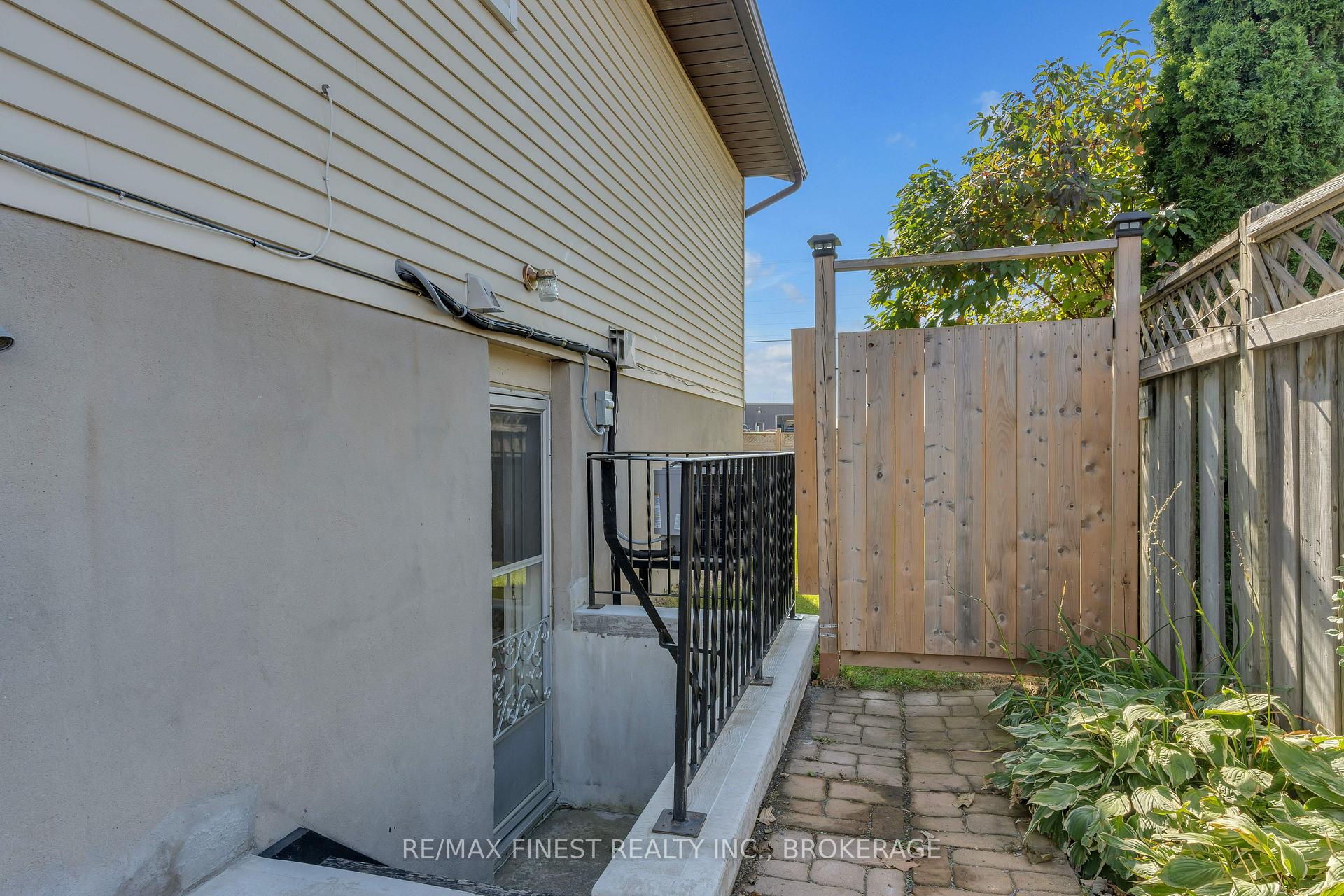 Photo 26 of 611 Davis Drive, Kingston, East Gardiners Rd — HOMEH