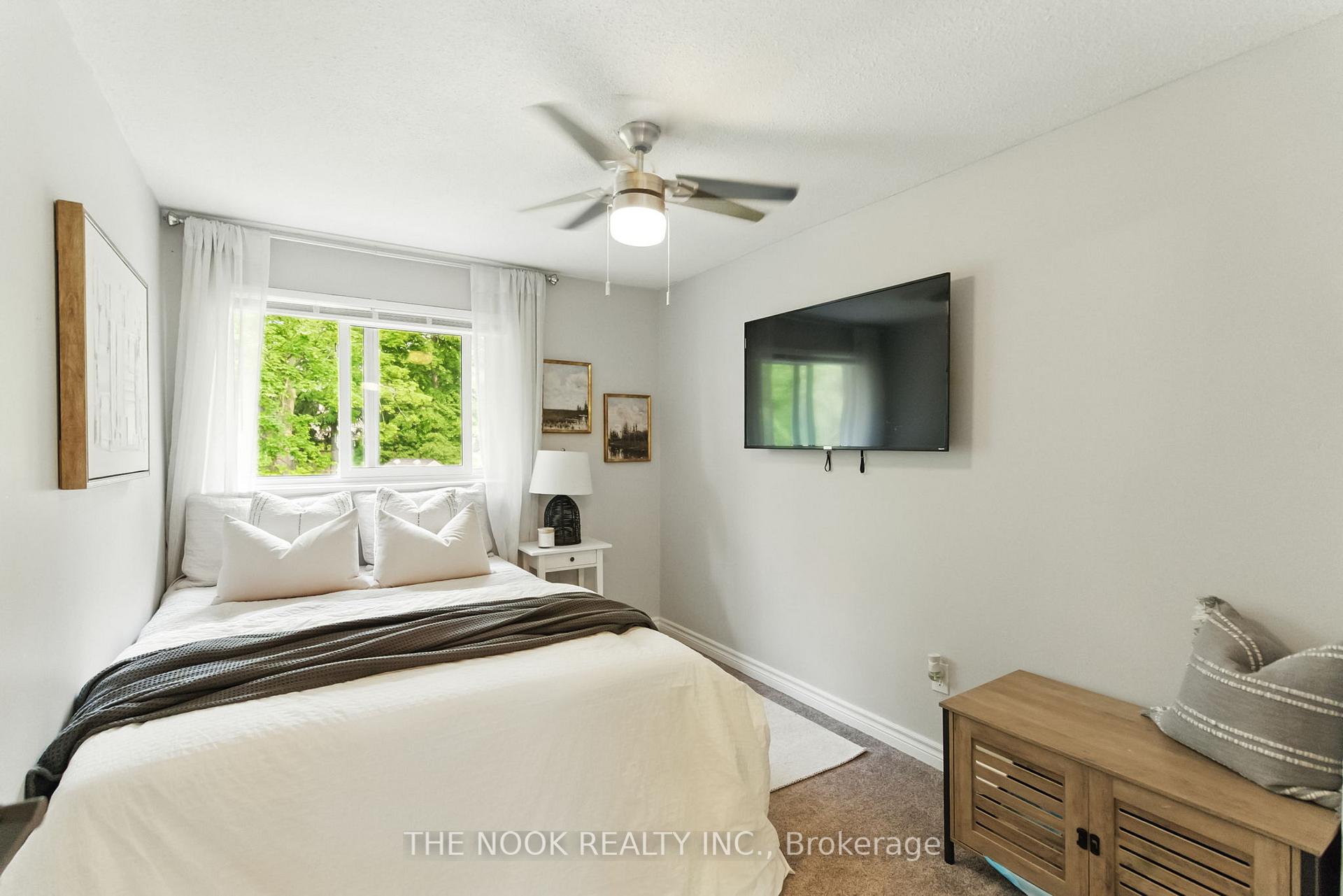 Photo 13 of 702 Hillcroft Street, Oshawa, Eastdale — HOMEH