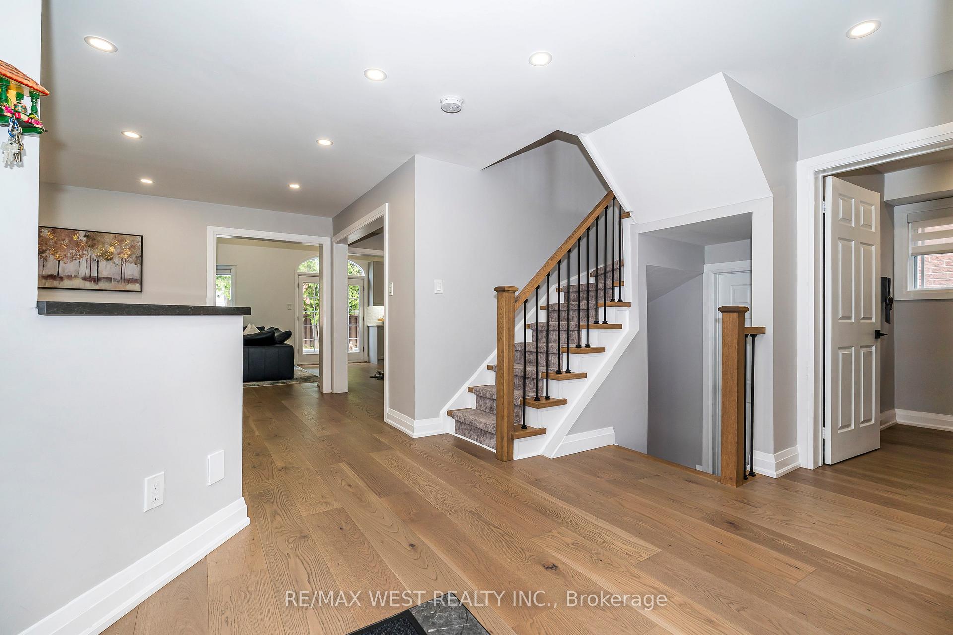 Photo 5 of 1603 Sandhurst Crescent, Pickering, Highbush — HOMEH