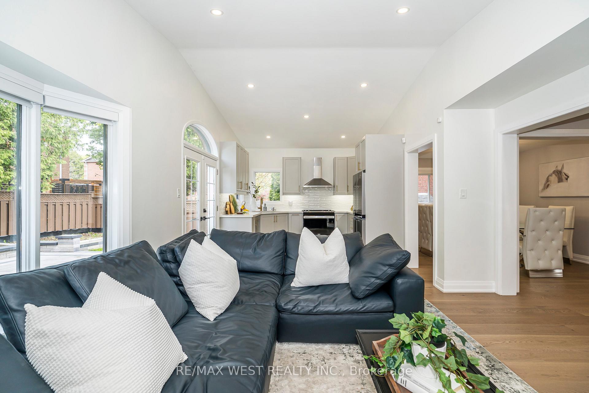 Photo 16 of 1603 Sandhurst Crescent, Pickering, Highbush — HOMEH