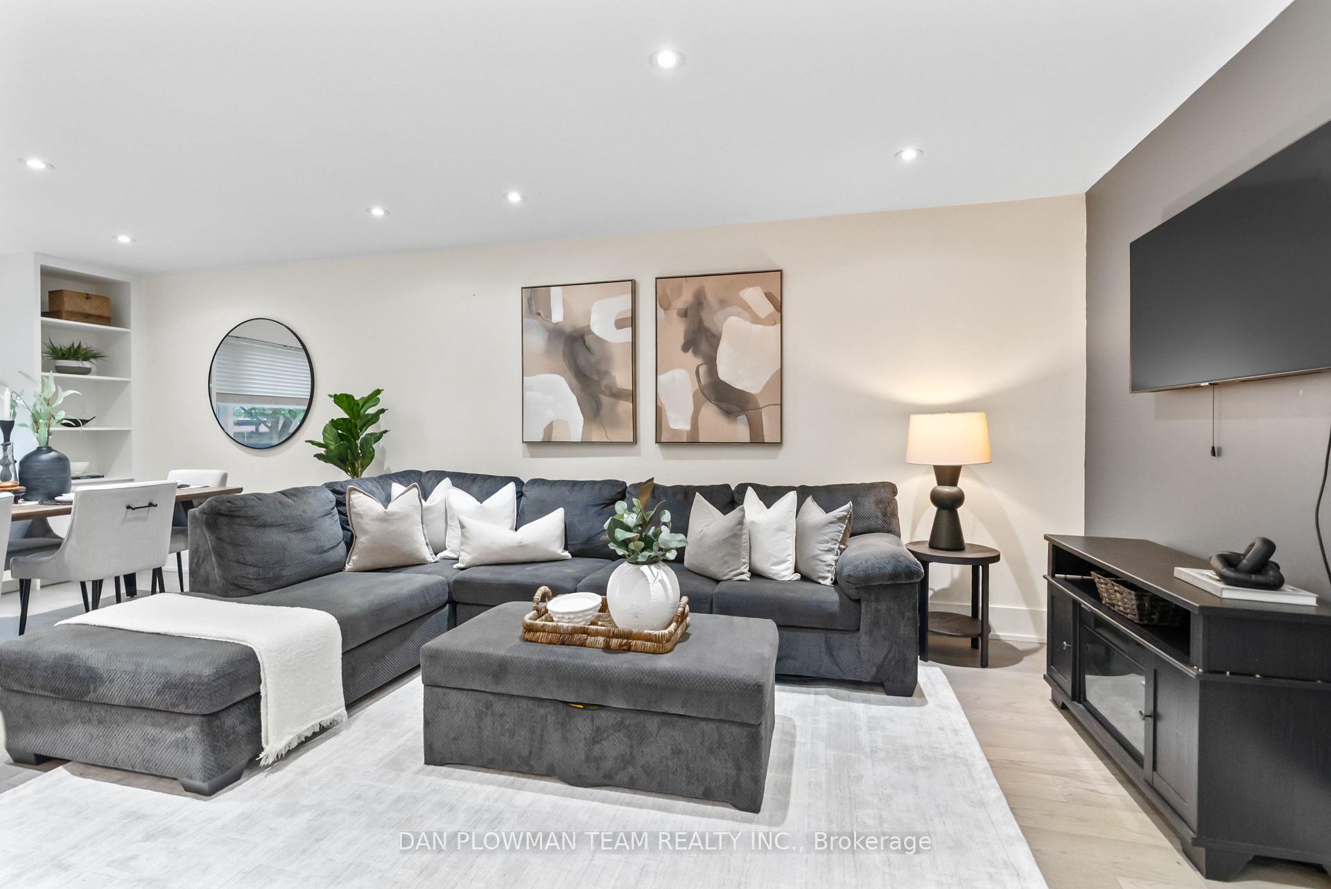 Photo 5 of 838 Krosno Boulevard, Pickering, Bay Ridges — HOMEH