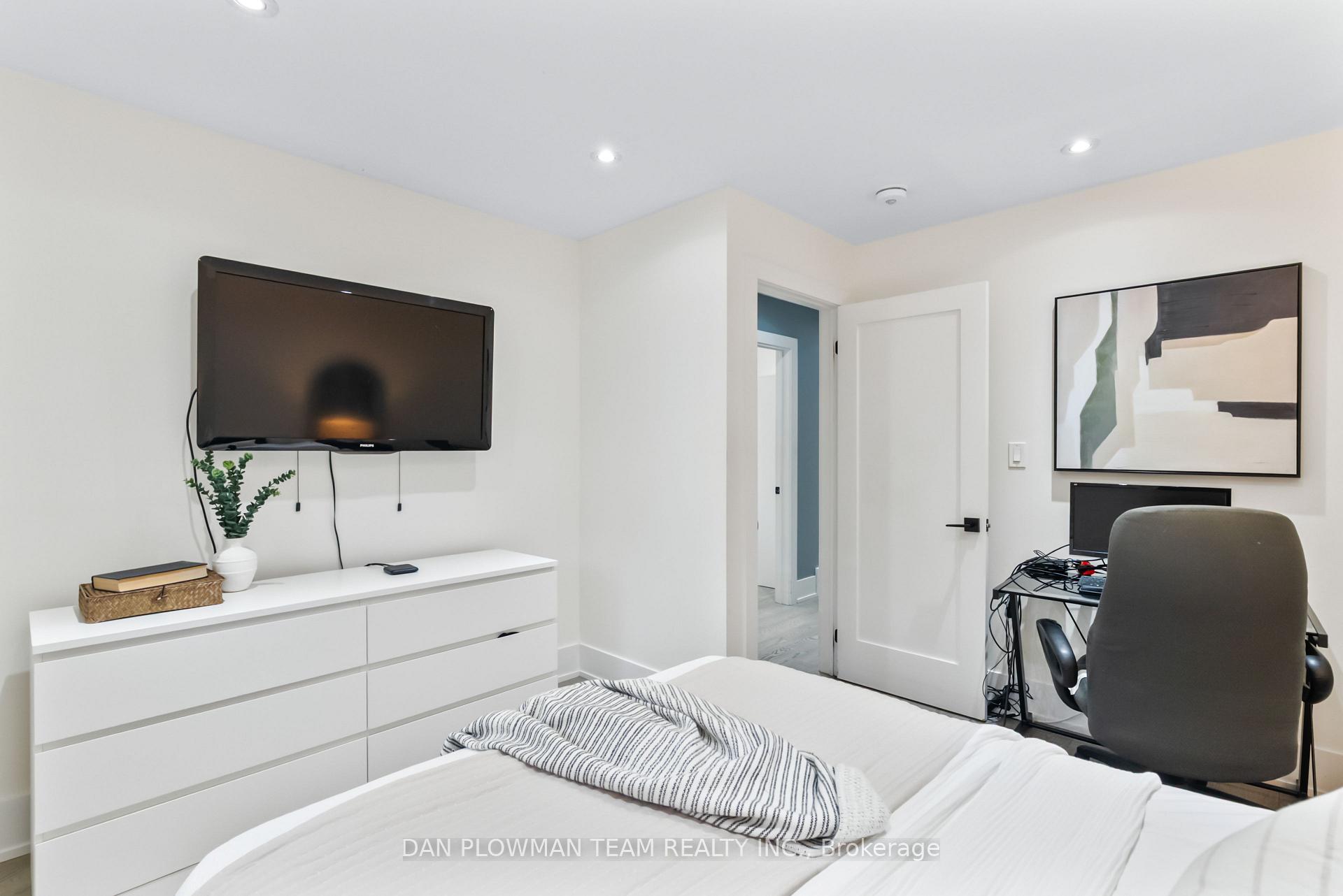 Photo 16 of 838 Krosno Boulevard, Pickering, Bay Ridges — HOMEH