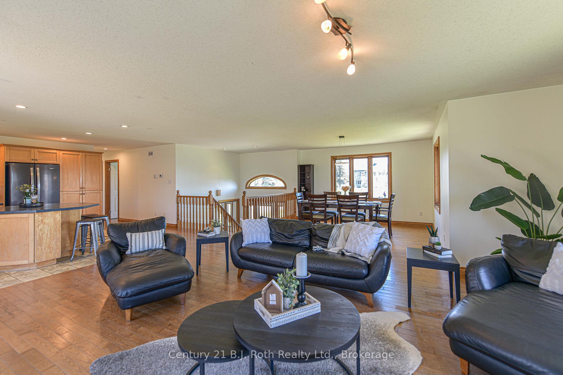 Photo 6 of 4086 Lawton Lane, Ramara, Atherley — HOMEH