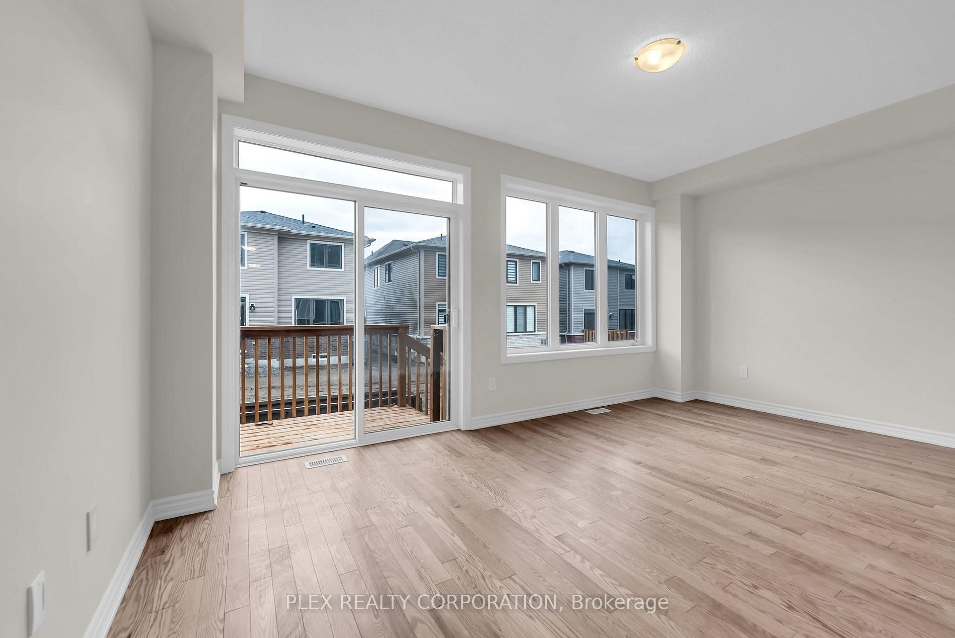 Photo 11 of 681 Ribstone Court, Oshawa, Pinecrest — HOMEH