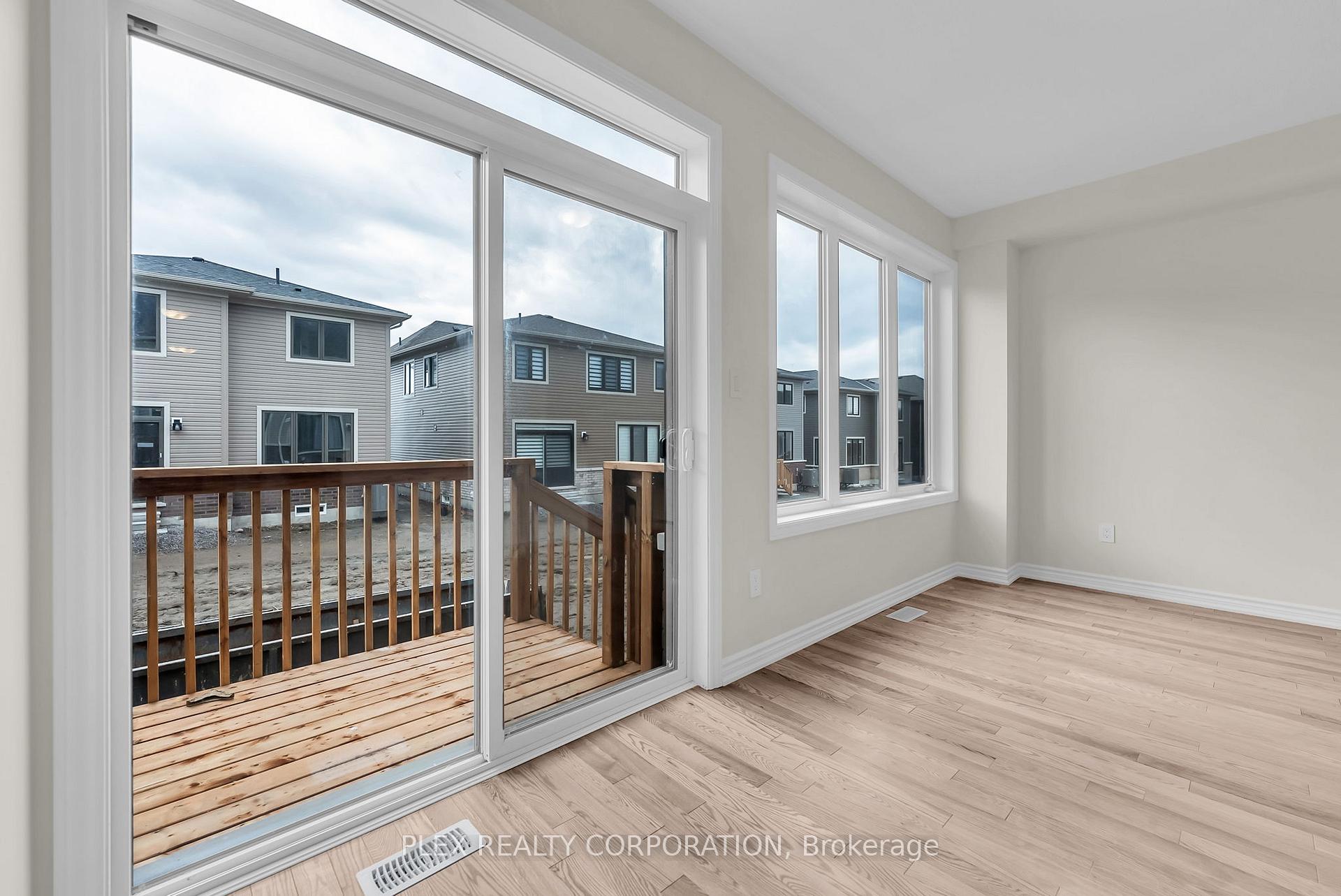 Photo 12 of 681 Ribstone Court, Oshawa, Pinecrest — HOMEH