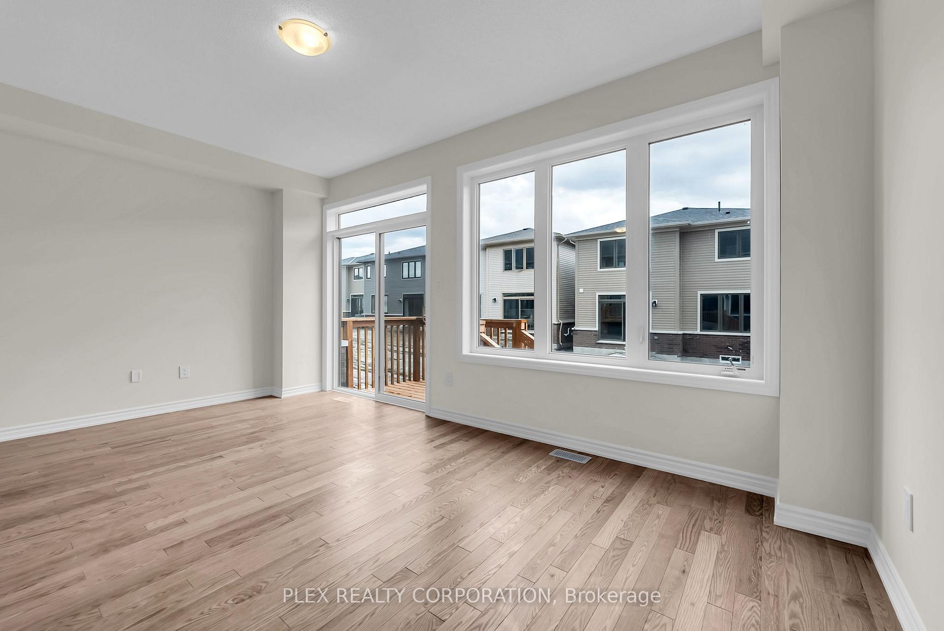Photo 14 of 681 Ribstone Court, Oshawa, Pinecrest — HOMEH