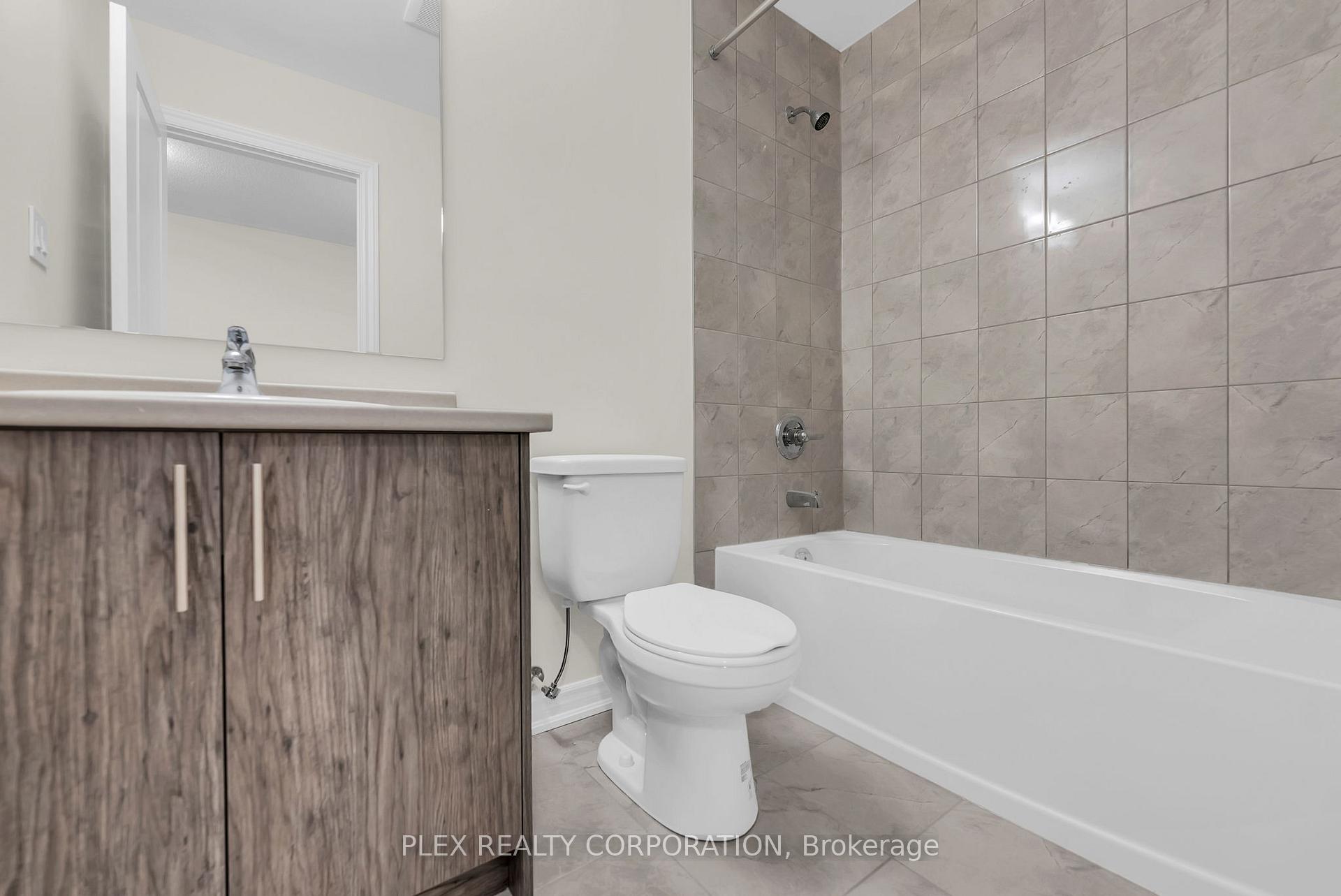 Photo 32 of 681 Ribstone Court, Oshawa, Pinecrest — HOMEH