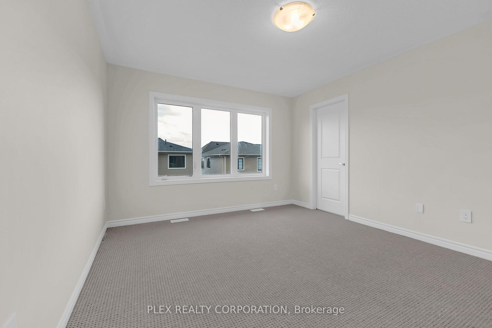 Photo 34 of 681 Ribstone Court, Oshawa, Pinecrest — HOMEH