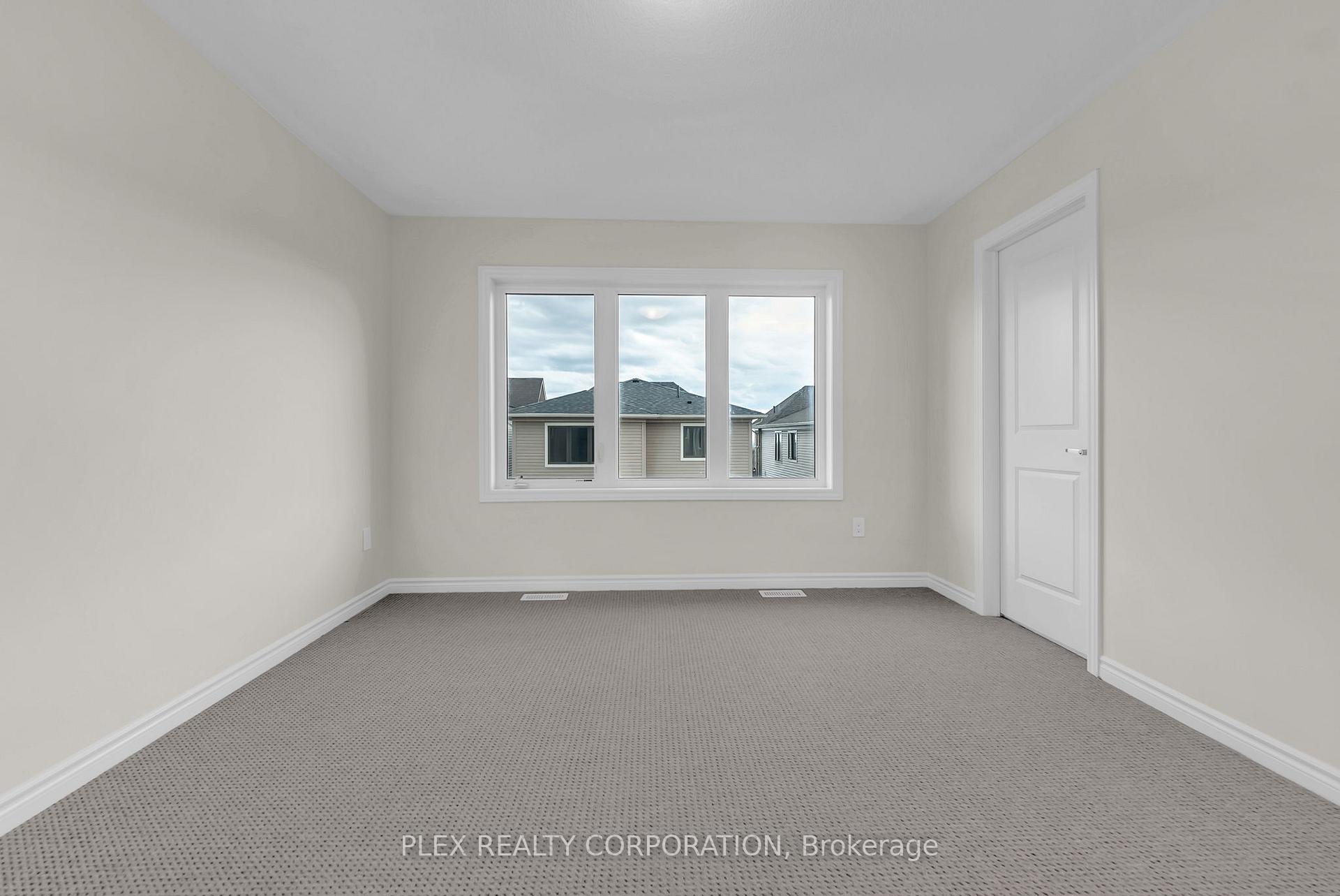 Photo 35 of 681 Ribstone Court, Oshawa, Pinecrest — HOMEH