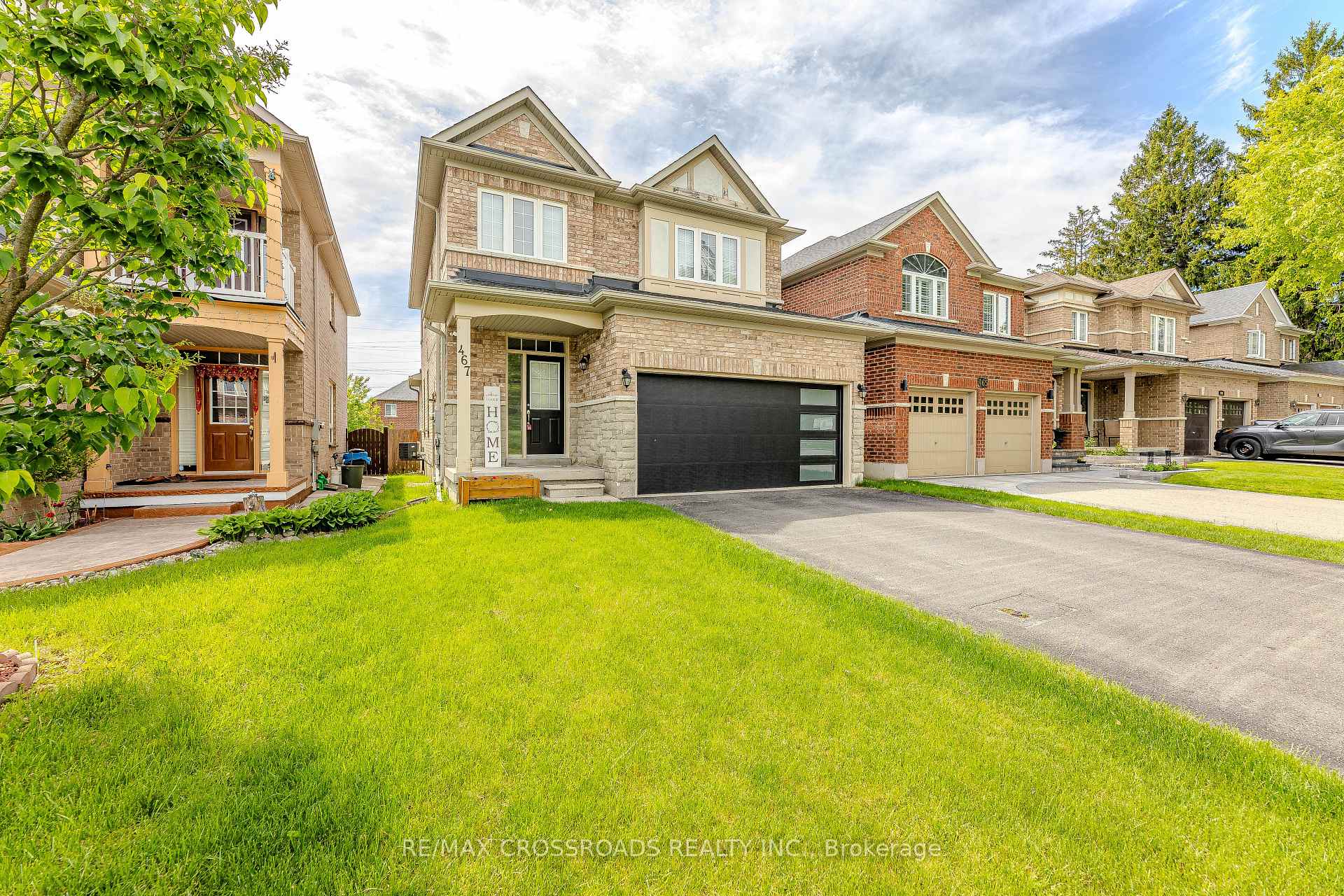Photo 2 of 467 Rougewalk Drive, Pickering, Rouge Park — HOMEH