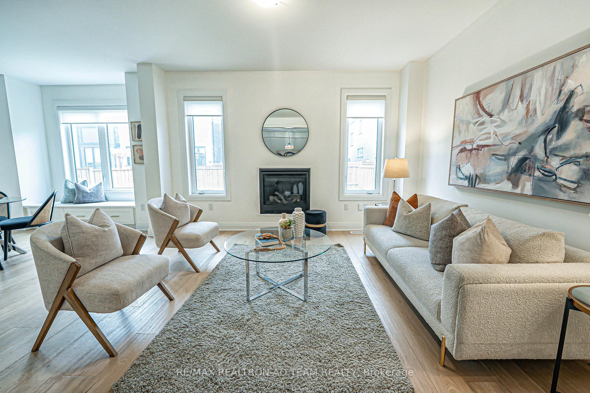 Photo 7 of 3110 Willowridge Path, Pickering, Rural Pickering — HOMEH