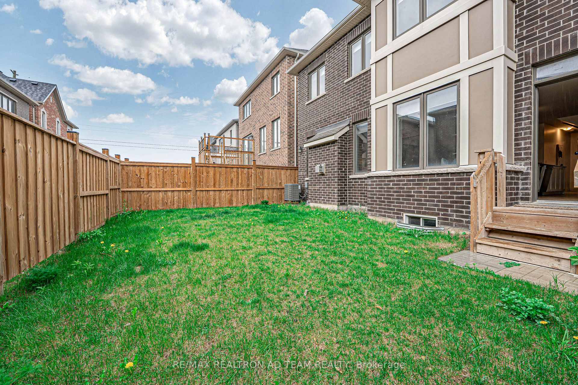 Photo 36 of 3110 Willowridge Path, Pickering, Rural Pickering — HOMEH