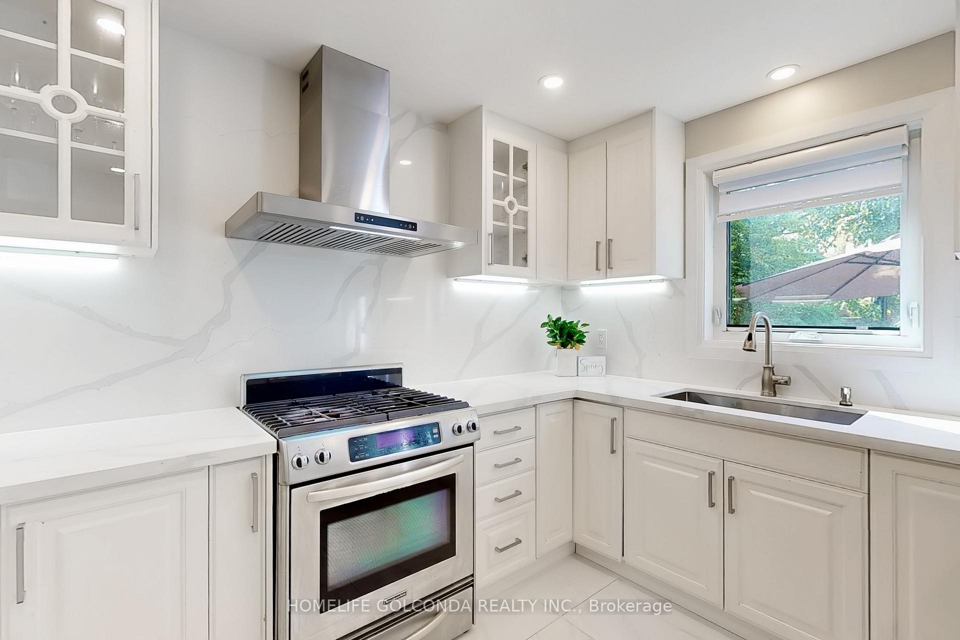 Photo 9 of 1018 Rouge Valley Drive, Pickering, Rougemount — HOMEH