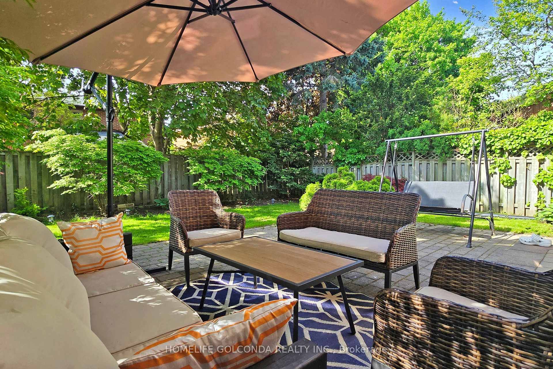 Photo 31 of 1018 Rouge Valley Drive, Pickering, Rougemount — HOMEH