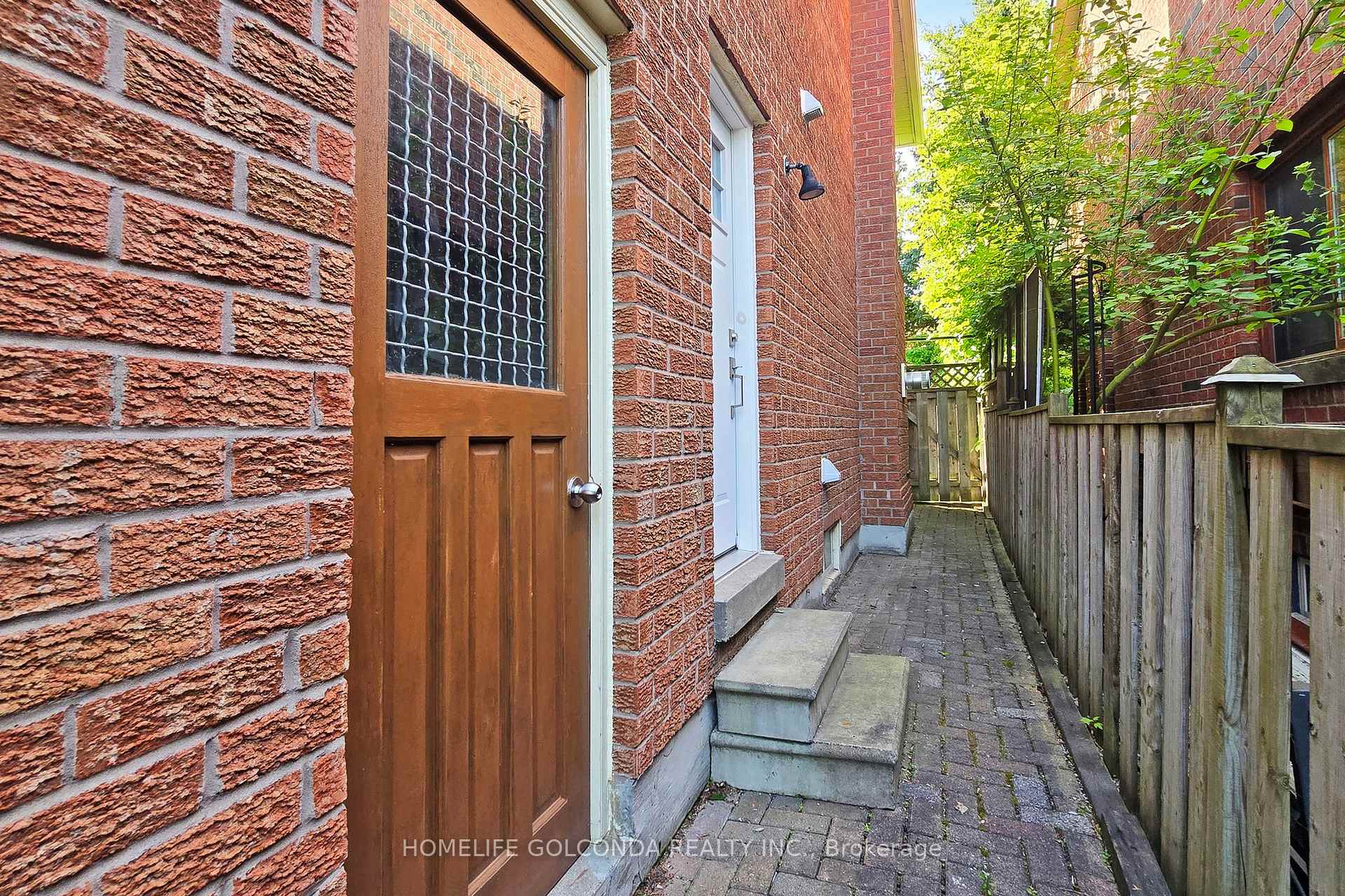 Photo 32 of 1018 Rouge Valley Drive, Pickering, Rougemount — HOMEH