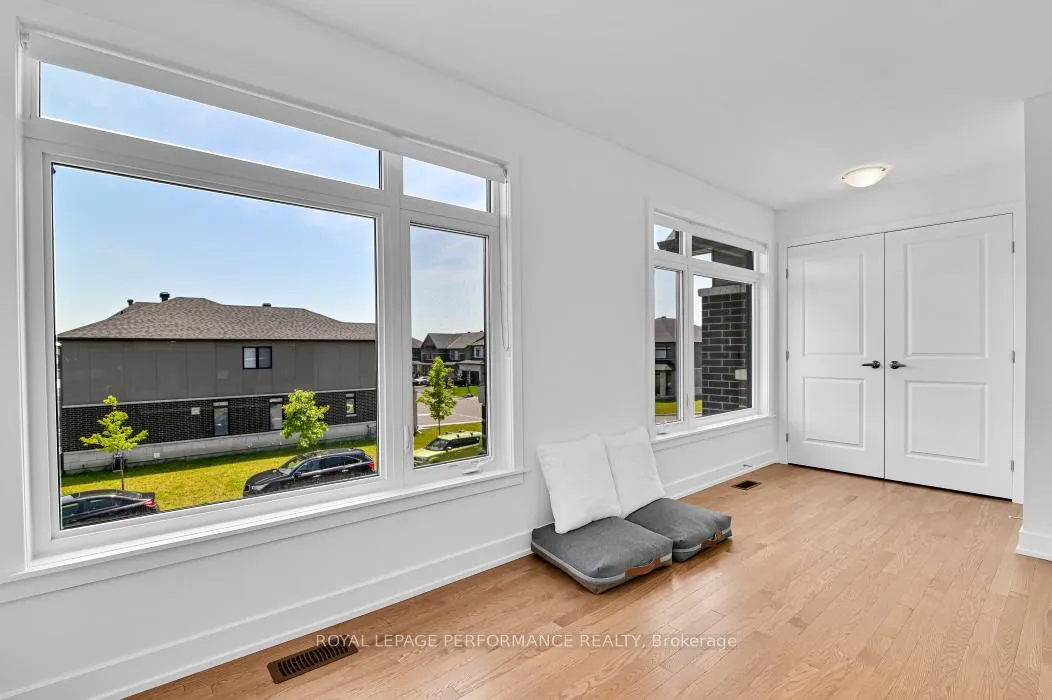 Photo 202 of 70 Nettle Crescent, Ottawa, Leitrim — HOMEH