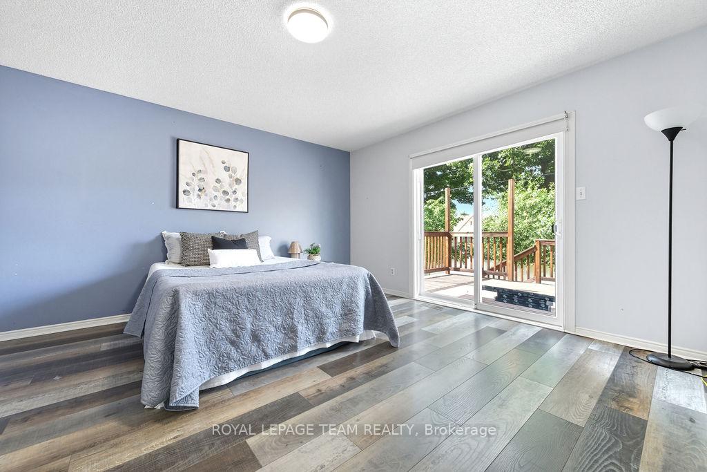Photo 21 of 218 Cameron Avenue, Renfrew — HOMEH