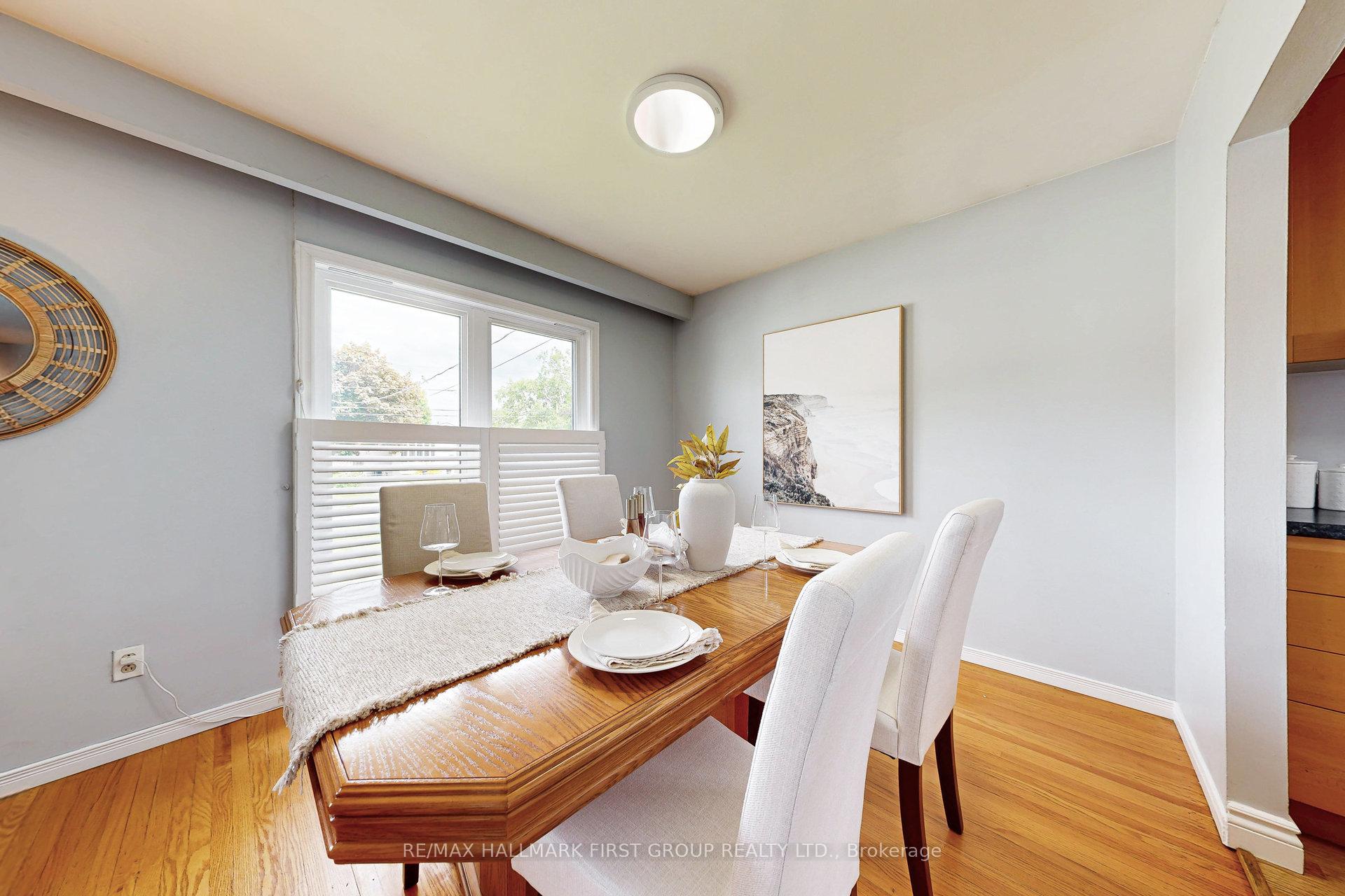 Photo 9 of 905 Marinet Crescent, Pickering, West Shore — HOMEH