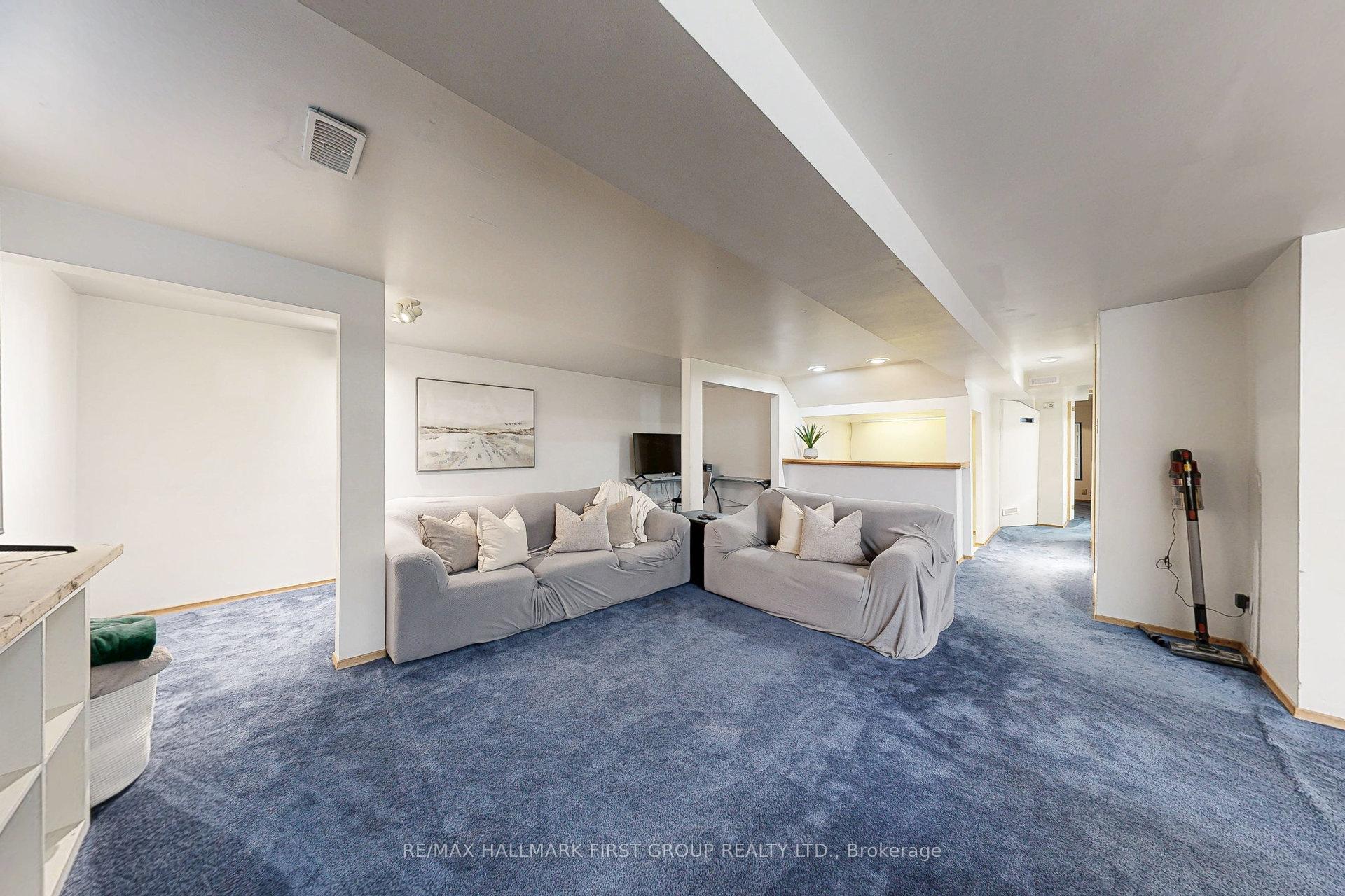 Photo 30 of 905 Marinet Crescent, Pickering, West Shore — HOMEH