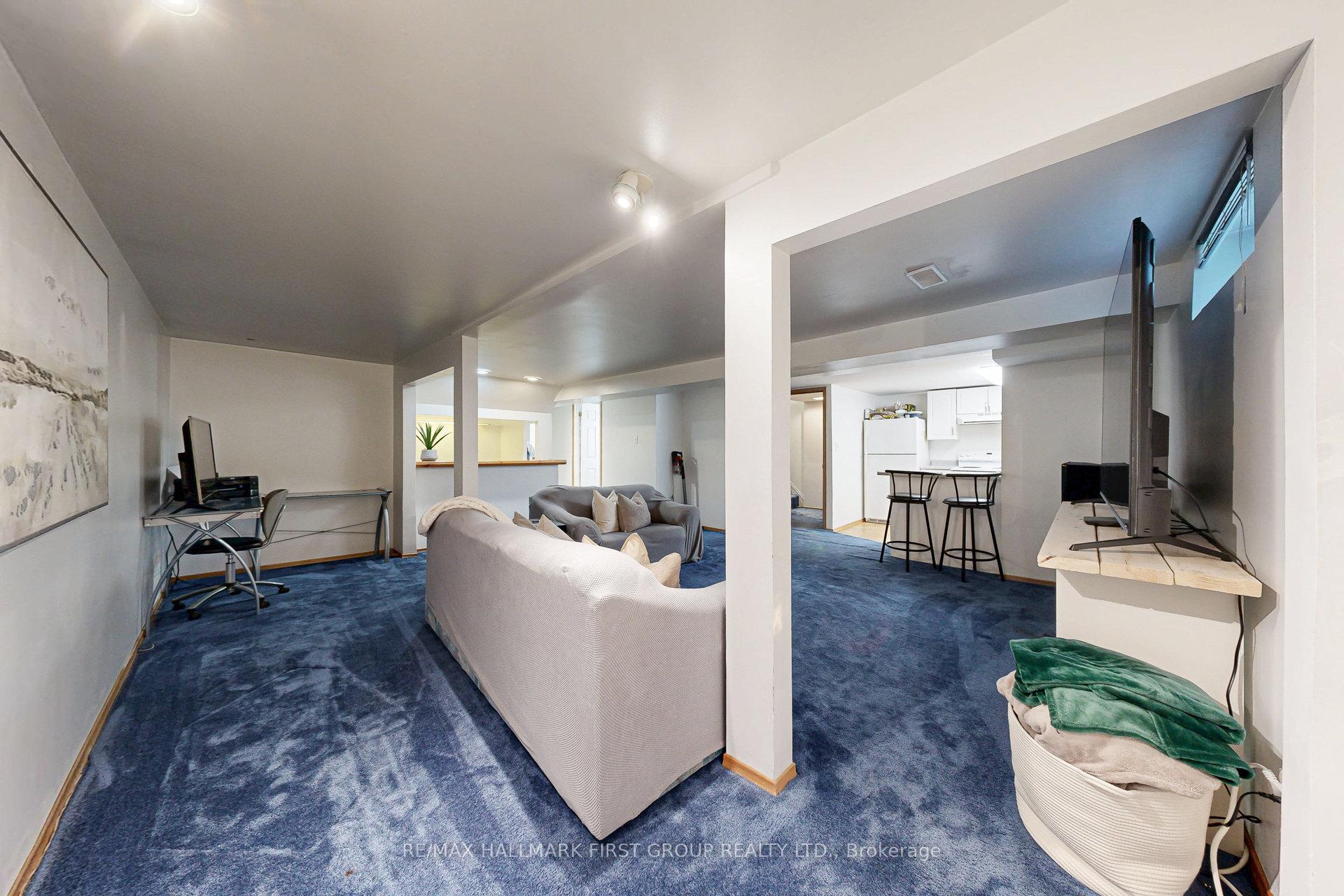 Photo 32 of 905 Marinet Crescent, Pickering, West Shore — HOMEH