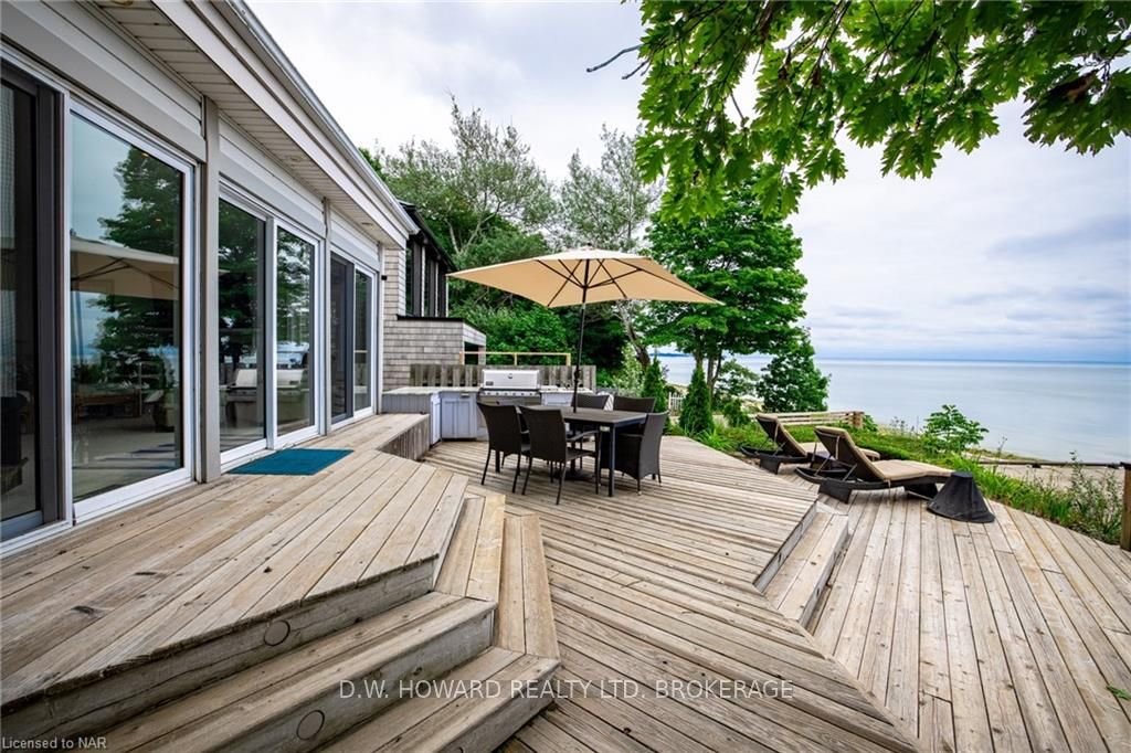 Front of 2901 Vimy Road