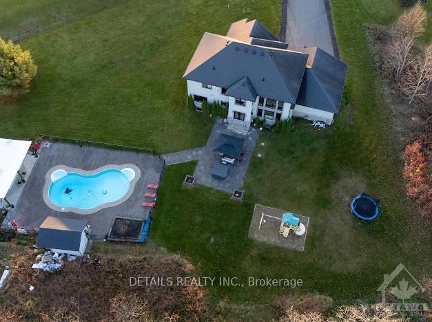 Photo 3 of 1680 Linkland Court, Ottawa, Cumberland Estates — HOMEH