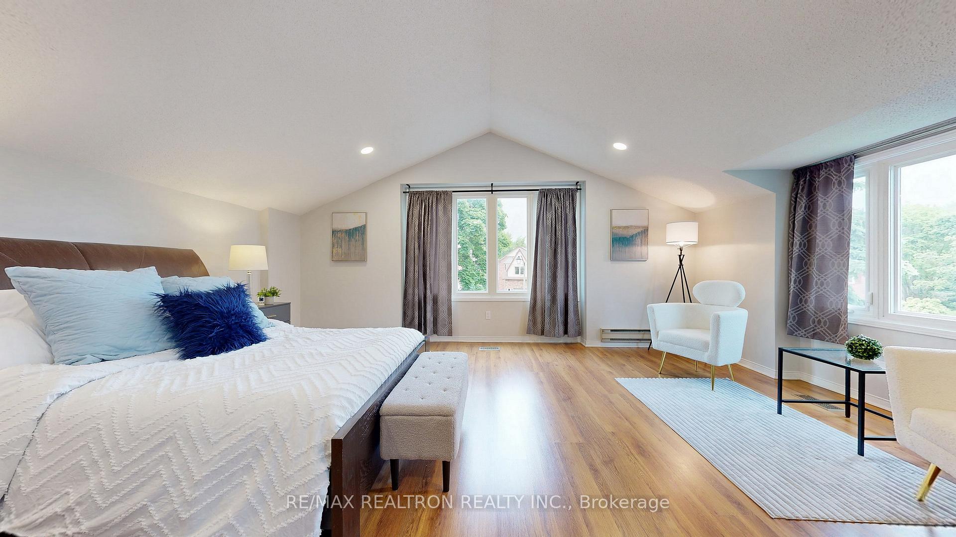 Photo 23 of 978 Redbird Crescent, Pickering, Liverpool — HOMEH