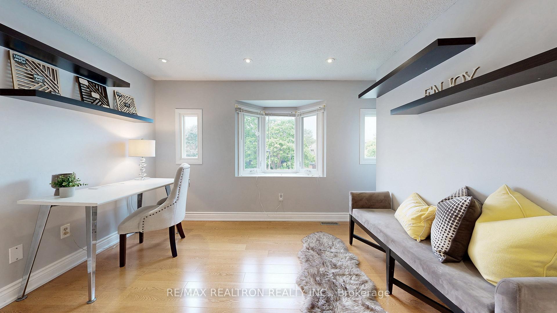 Photo 29 of 978 Redbird Crescent, Pickering, Liverpool — HOMEH