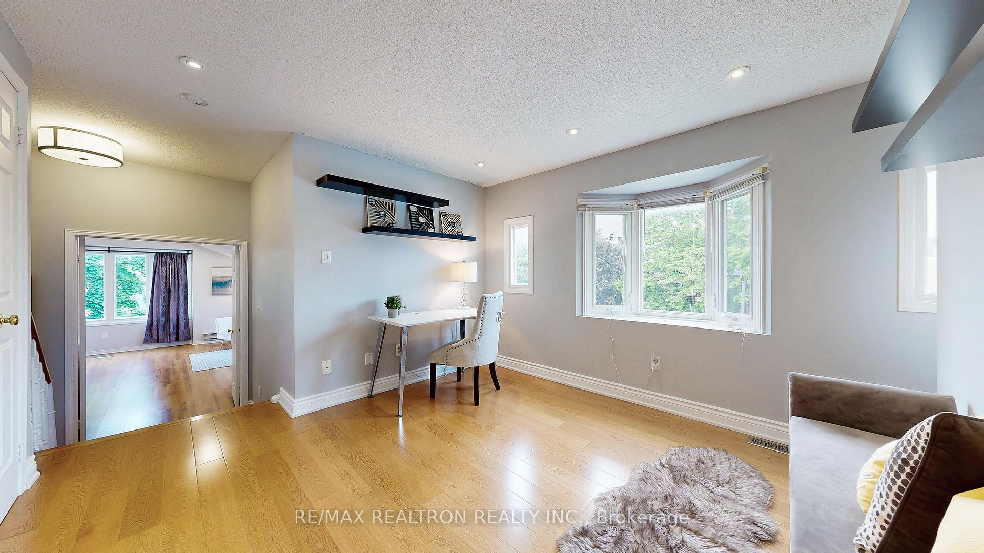Photo 30 of 978 Redbird Crescent, Pickering, Liverpool — HOMEH