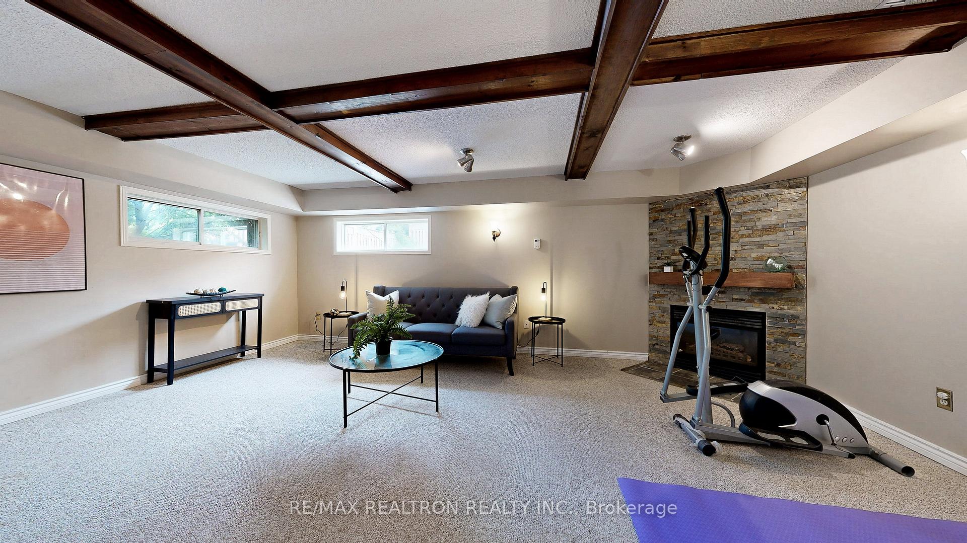 Photo 38 of 978 Redbird Crescent, Pickering, Liverpool — HOMEH