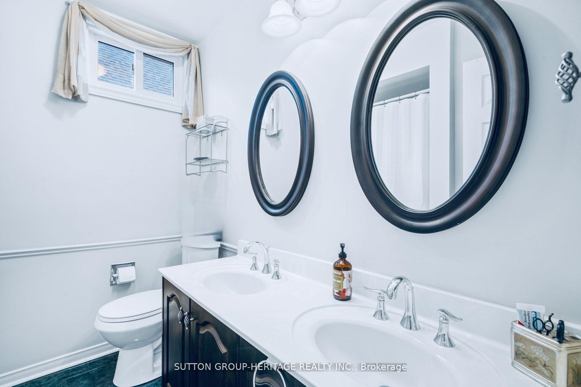 Photo 15 of 943 Gablehurst Crescent, Pickering, Liverpool — HOMEH