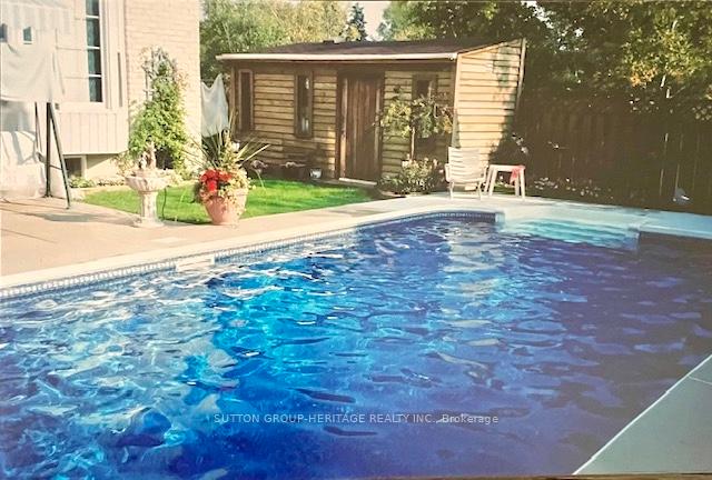 Photo 19 of 943 Gablehurst Crescent, Pickering, Liverpool — HOMEH