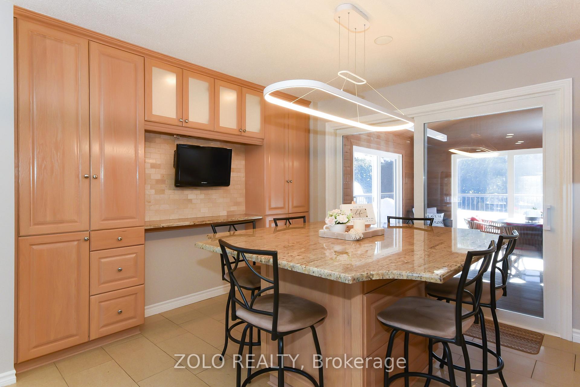 Photo 4 of 2474 Manse Road, Ottawa, Cumberland Village — HOMEH