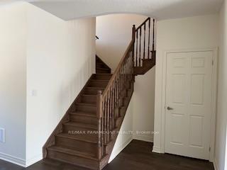 Photo 11 of 1153 Jim Brewster Circle, Oshawa, Eastdale — HOMEH
