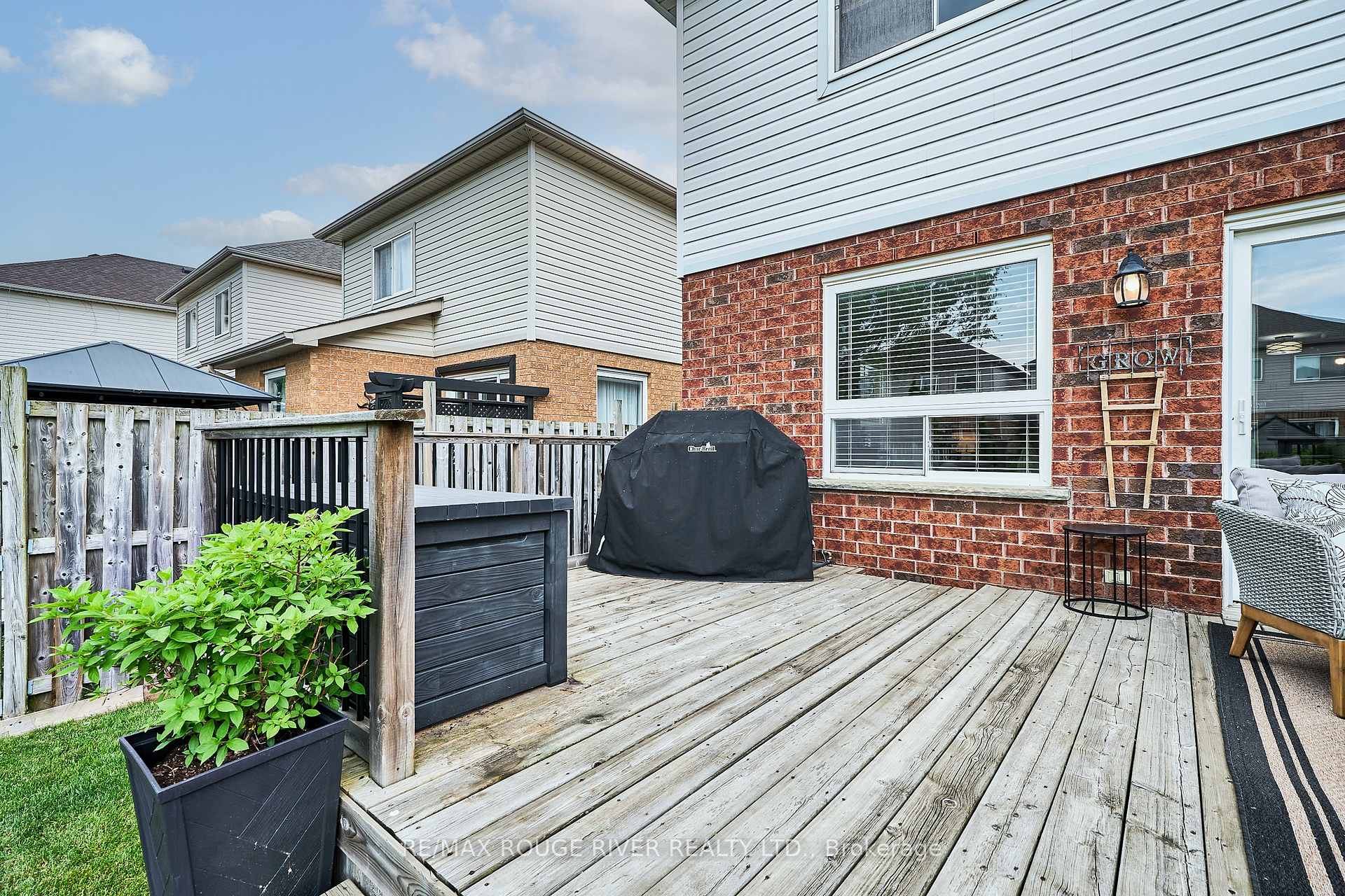Photo 46 of 656 Woodmount Crescent, Oshawa, Samac — HOMEH