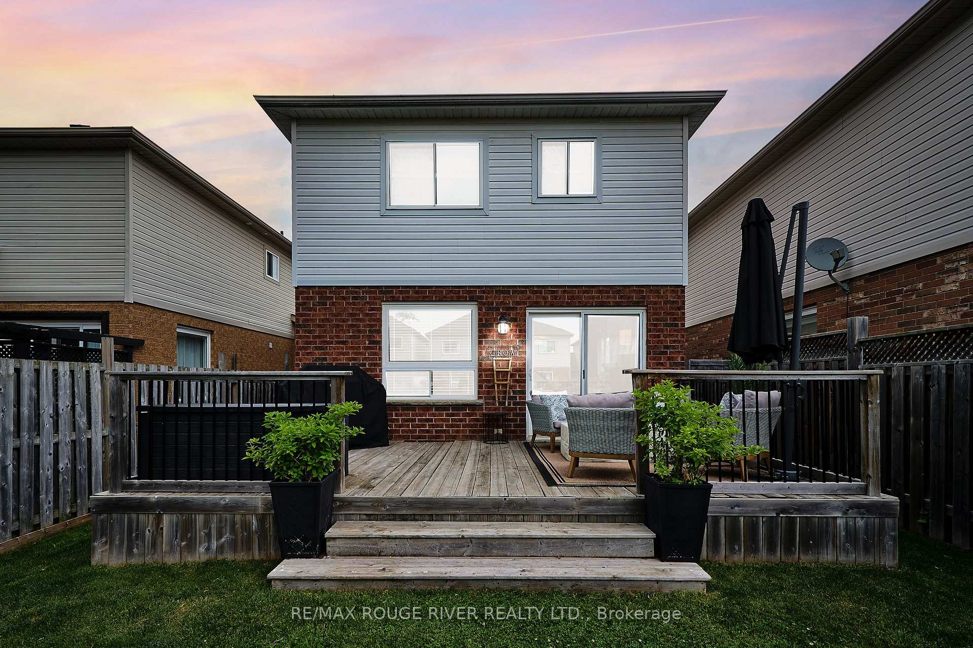 Photo 50 of 656 Woodmount Crescent, Oshawa, Samac — HOMEH