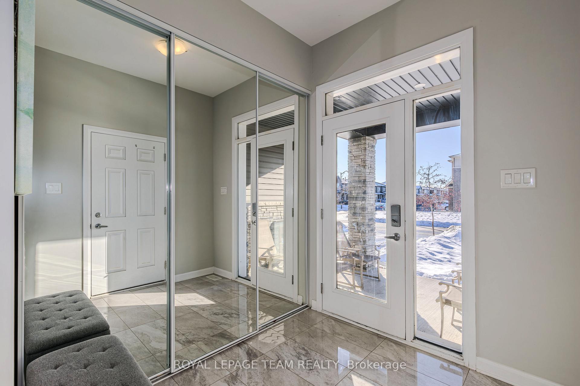 Photo 4 of 124 Aquarium Avenue, Ottawa, Avalon West — HOMEH