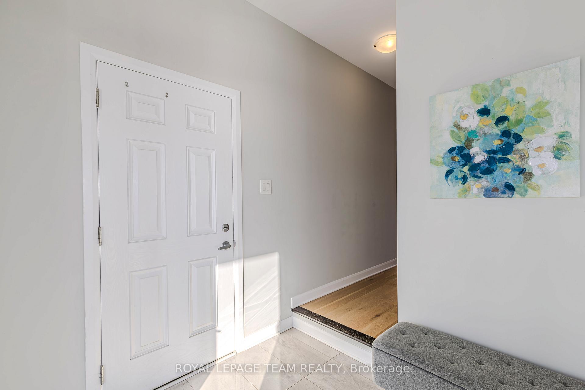Photo 5 of 124 Aquarium Avenue, Ottawa, Avalon West — HOMEH
