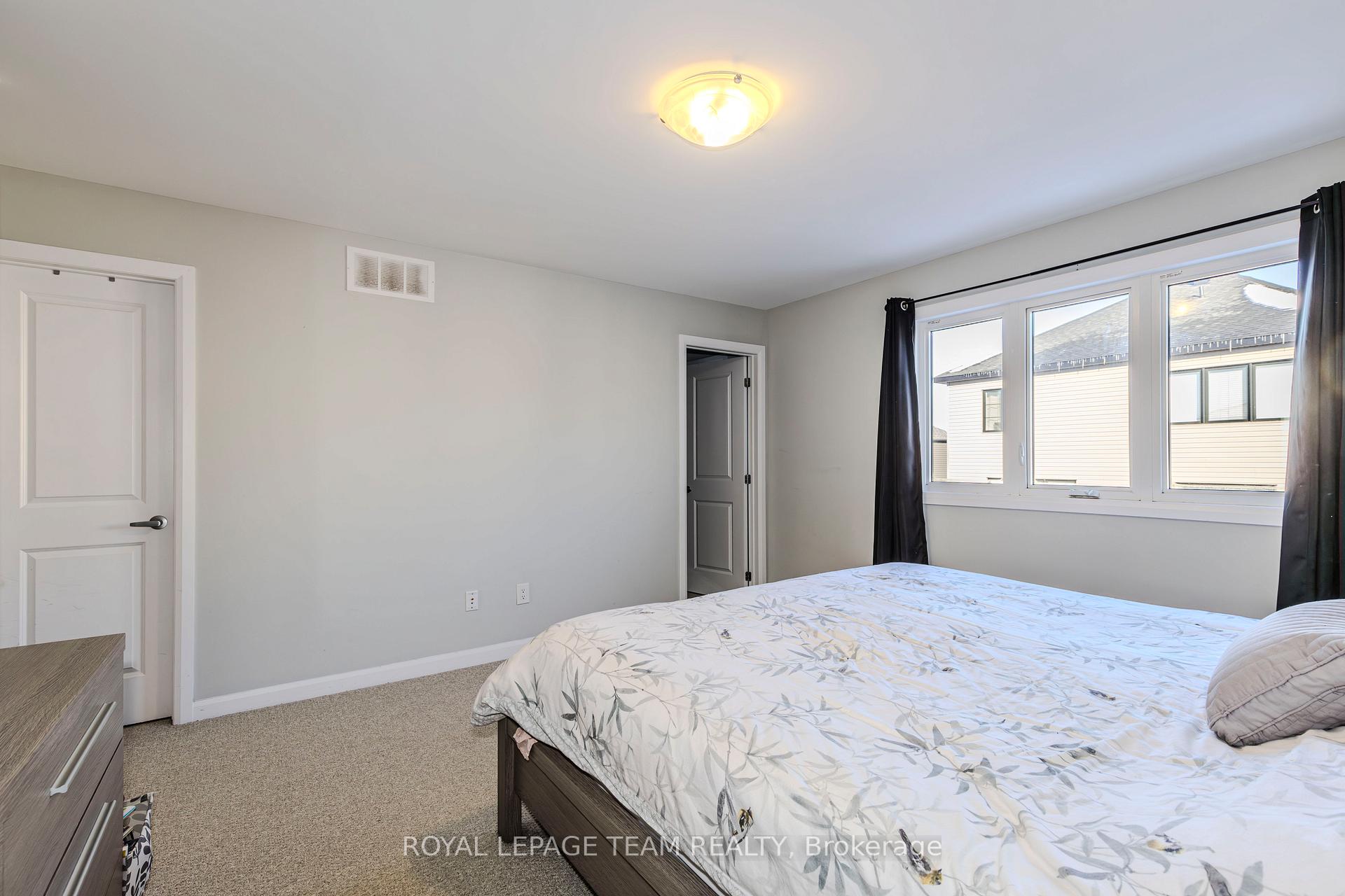 Photo 24 of 124 Aquarium Avenue, Ottawa, Avalon West — HOMEH
