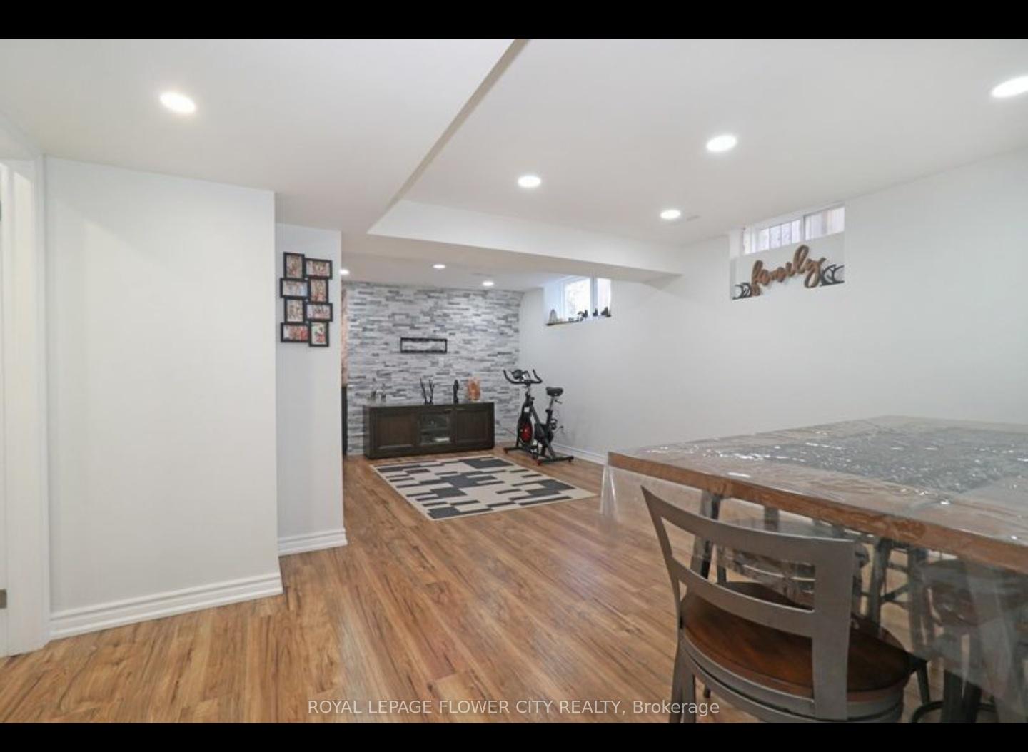 Photo 6 of 2117 Stornoway Street, Oshawa, Kedron — HOMEH