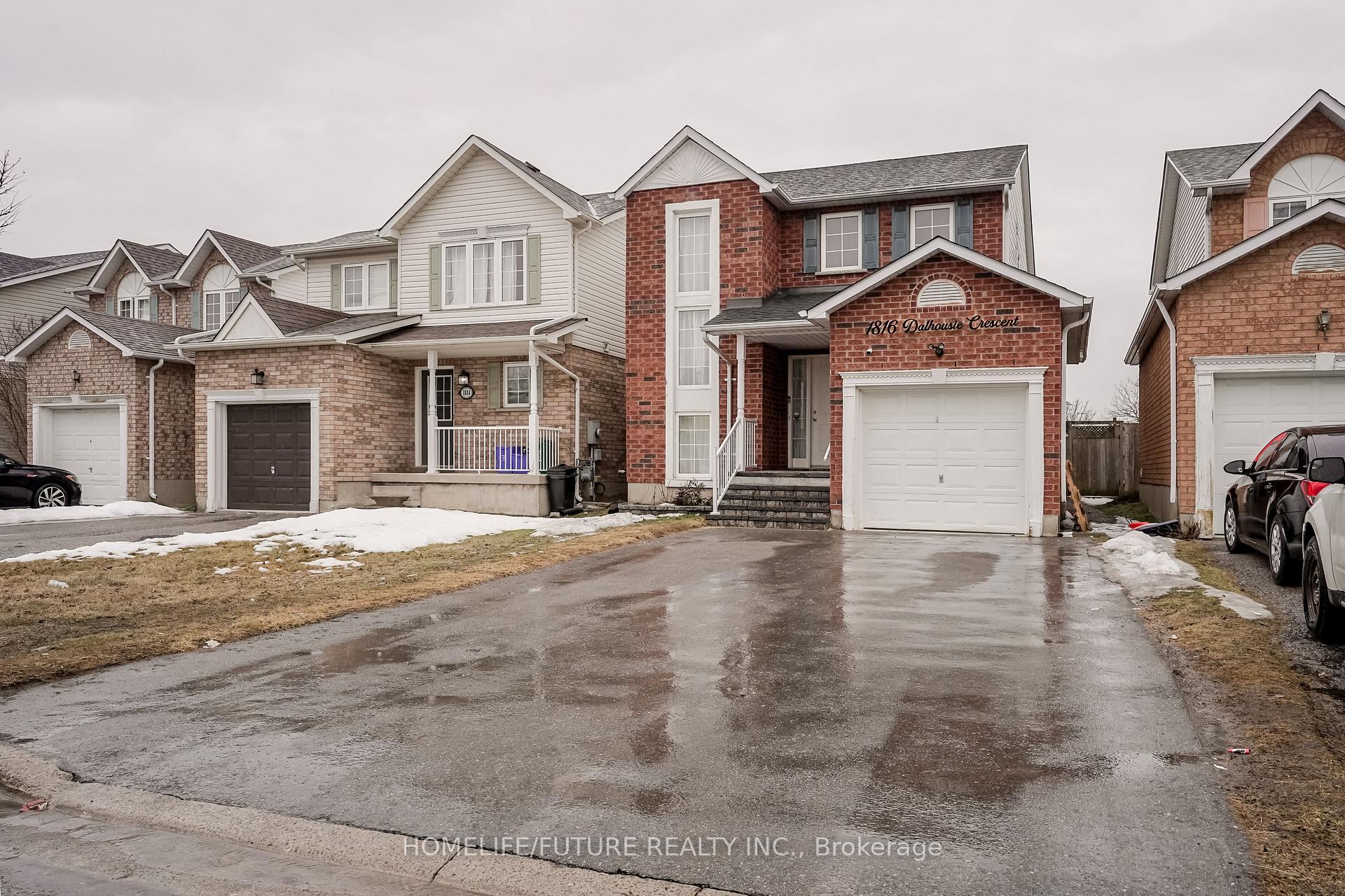 Photo 2 of 1816 Dalhousie Crescent, Oshawa, Samac — HOMEH