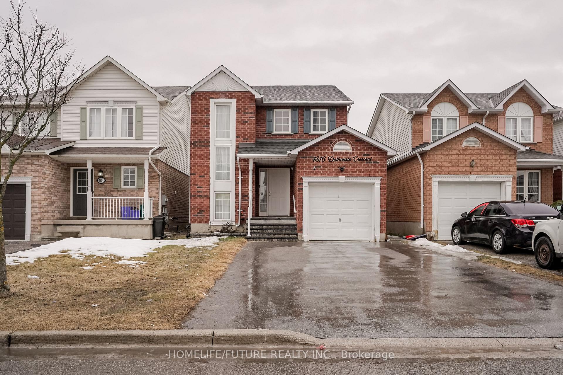 Photo 3 of 1816 Dalhousie Crescent, Oshawa, Samac — HOMEH