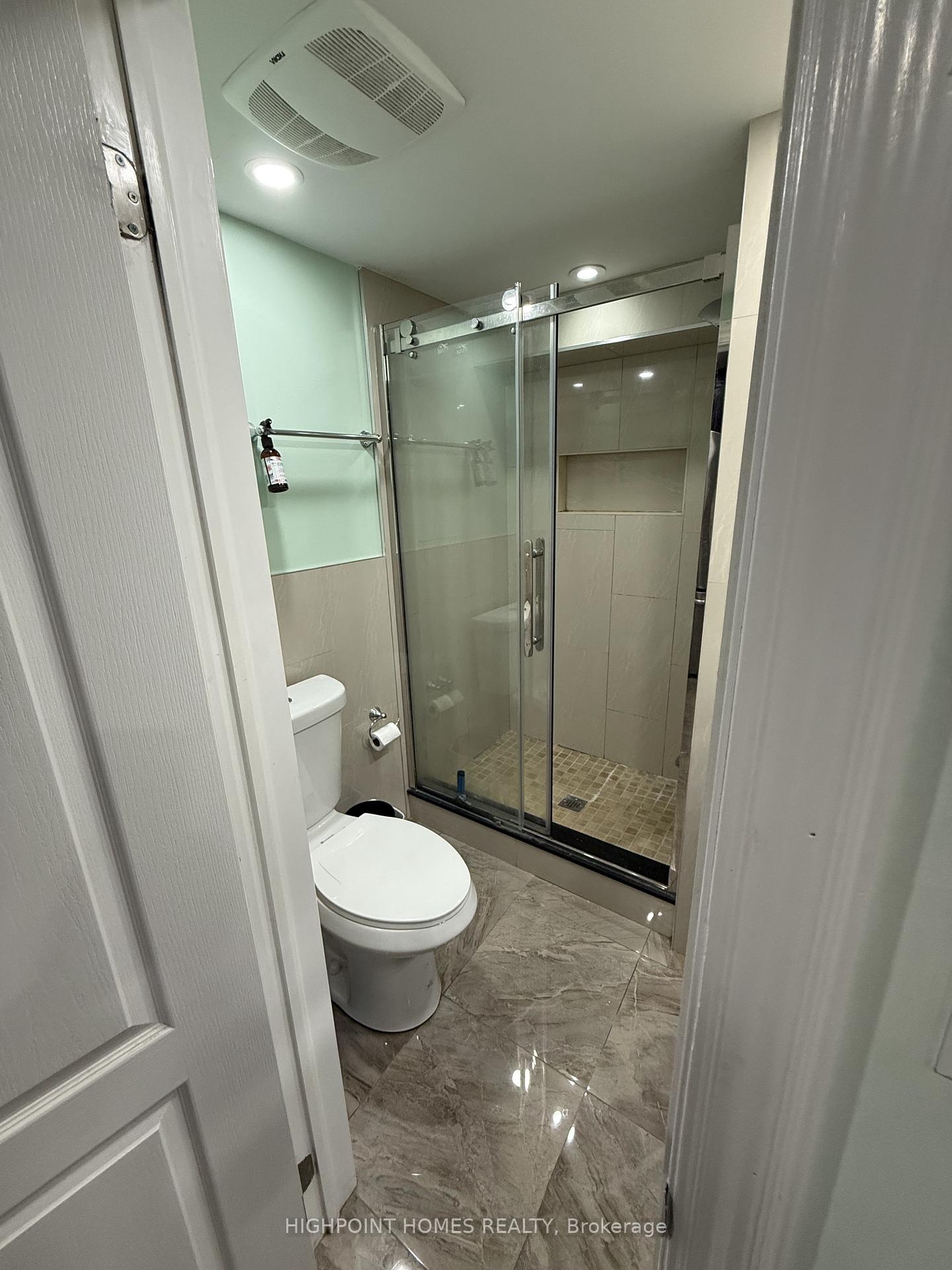 Photo 6 of 1576 Alwin Circle, Pickering, Village East — HOMEH