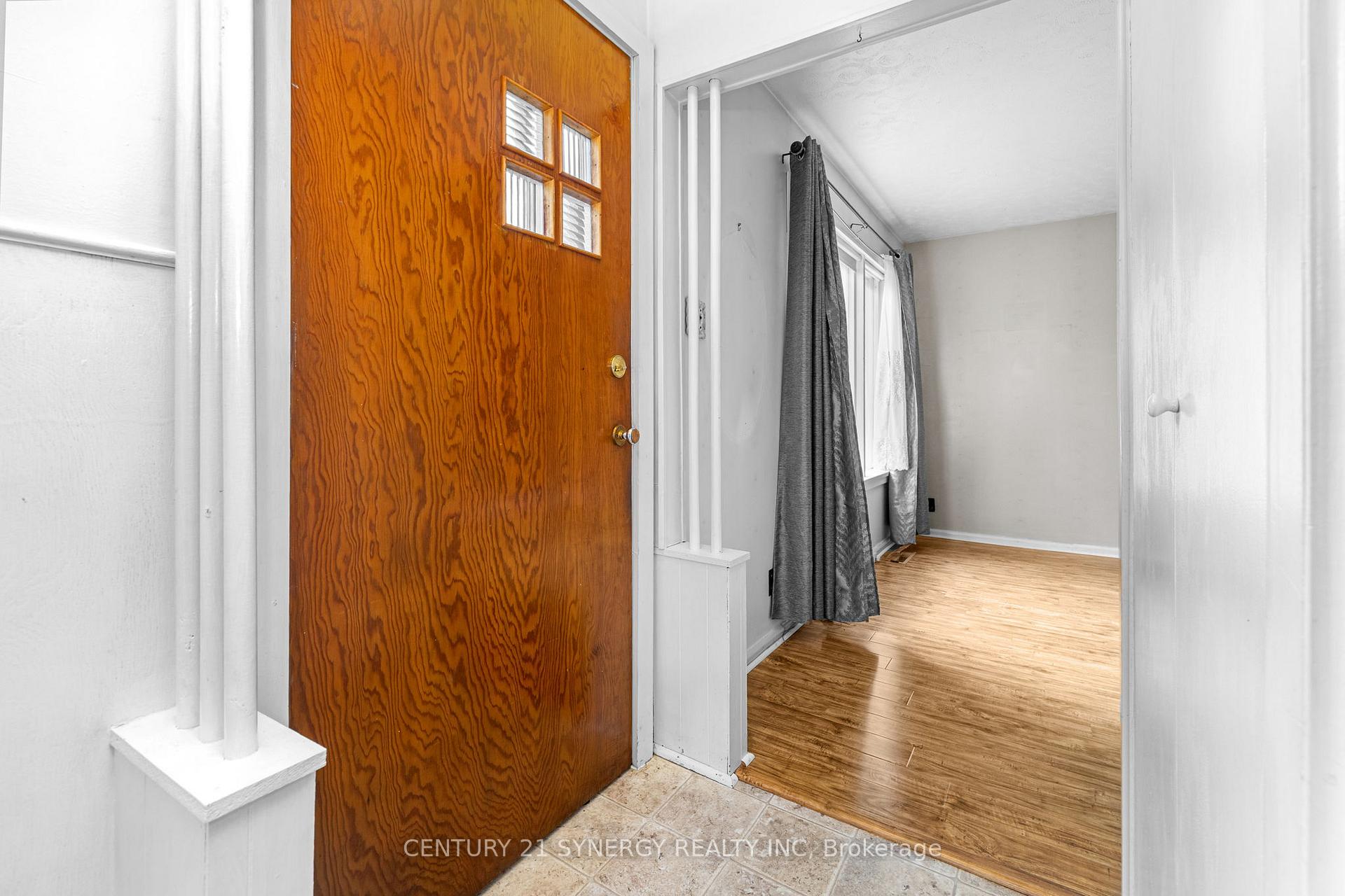 Photo 7 of 47 Queen Street S, Renfrew — HOMEH