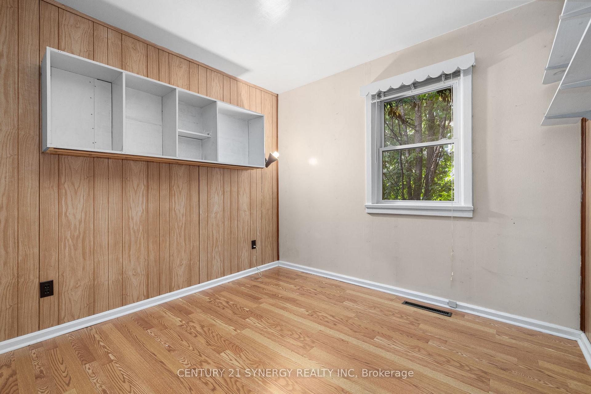Photo 21 of 47 Queen Street S, Renfrew — HOMEH
