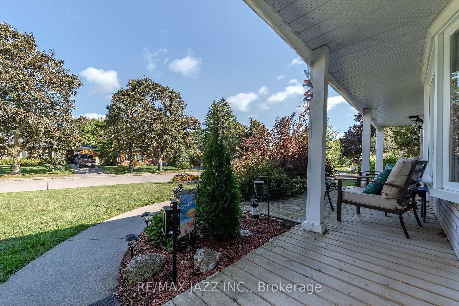 Photo 3 of 31 Edgeview Drive, Quinte West, Trenton Ward — HOMEH