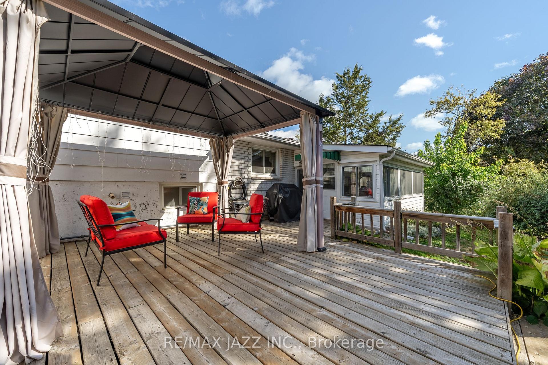 Photo 24 of 31 Edgeview Drive, Quinte West, Trenton Ward — HOMEH