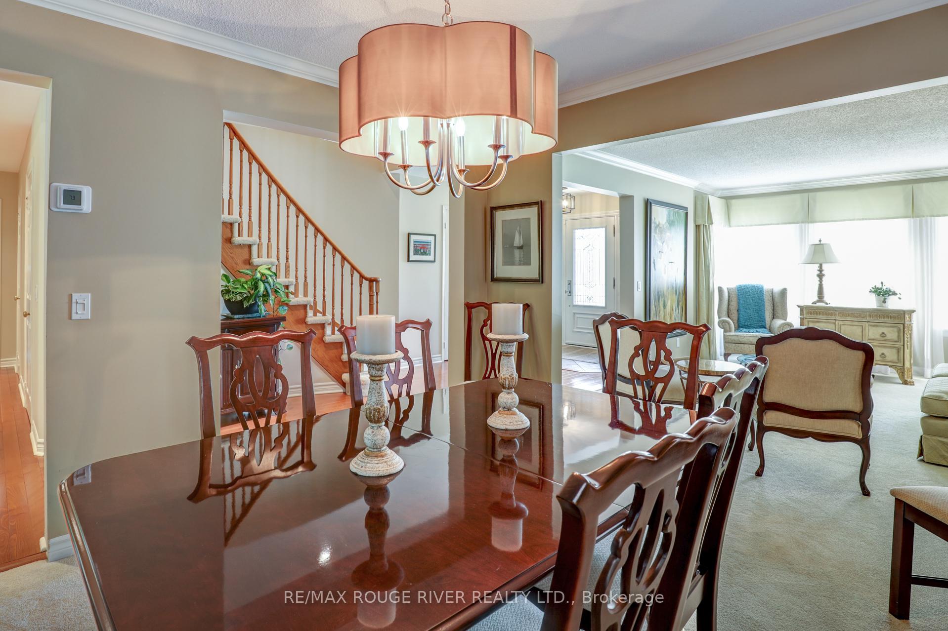 Photo 16 of 560 Ashfield Court, Pickering, Amberlea — HOMEH